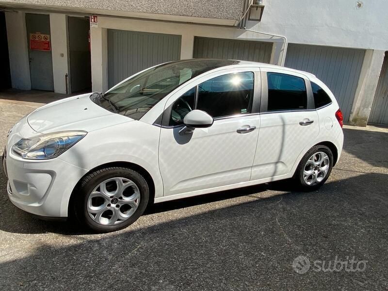 Używany Citroën C3 Exclusive 95 KM (69 kW) 2011 Biały Hatchback