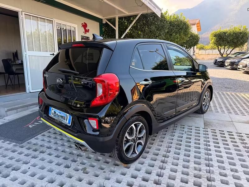 Usata Kia Picanto X-Line 65 CV (47 kW) 2020 Nero Utilitaria
