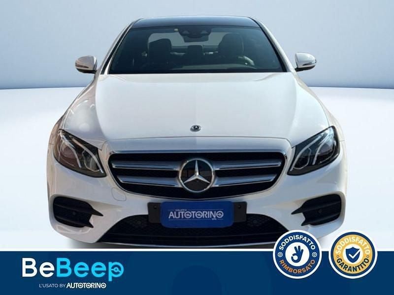 Usata Mercedes E220 AMG line 194 CV (142 kW) 2017 Bianco pastello Berlina