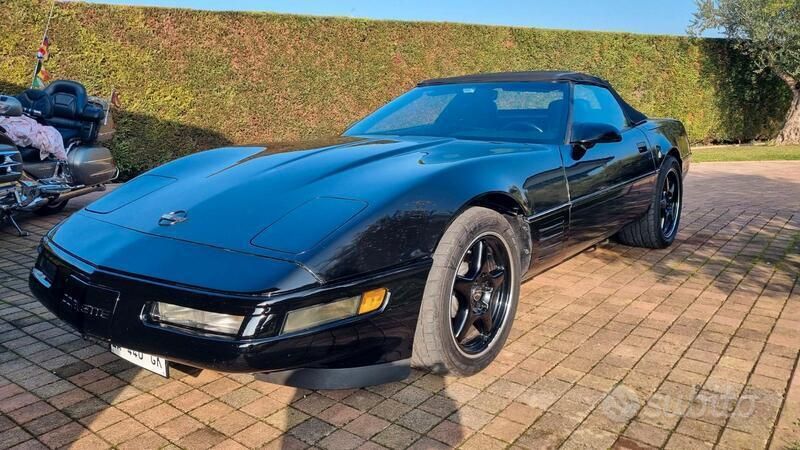 Nero Usata 1991 Chevrolet Corvette C4 Cabrio | 17.900 € - Immagine 1/4