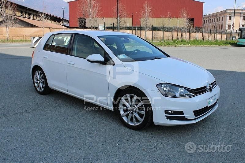 Usata VW Golf VII Highline 122 CV (89 kW) 2014 Bianco Utilitaria
