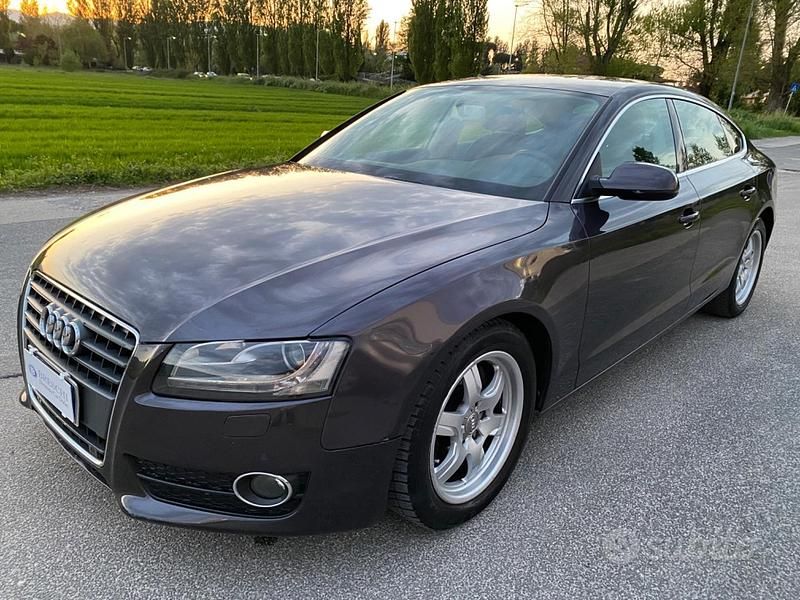Usata Audi A5 190 CV (139 kW) 2010 Viola Coupé