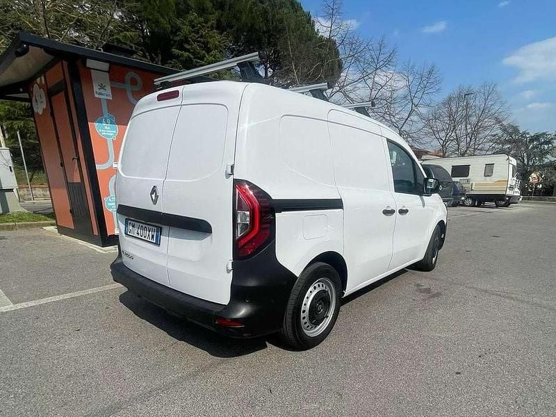 Usata Renault Kangoo 116 CV (85 kW) 2023 Bianco Monovolume