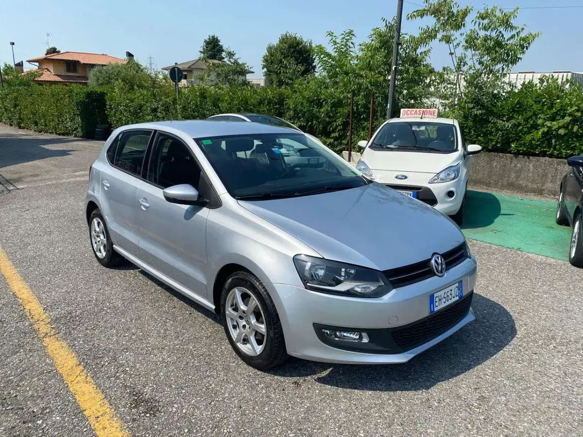 Usata VW Polo Highline 86 CV (63 kW) 2011 Argento Utilitaria