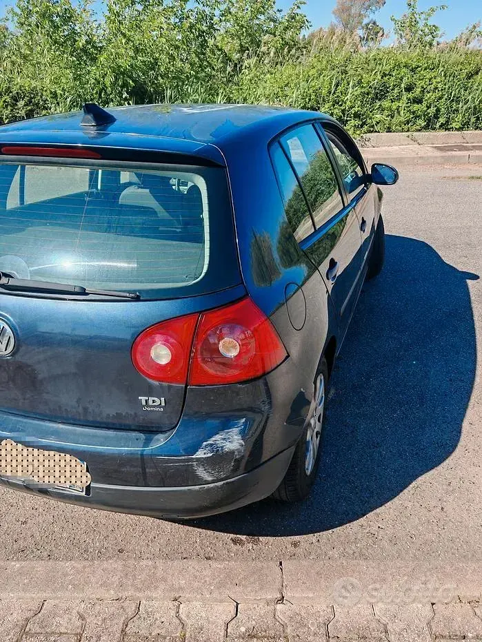 Usado VW Golf V 105 CV (77 kW) 2007 Berlina