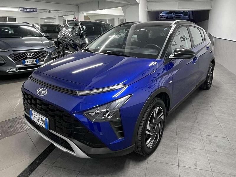 Intense blu + black roof Usata 2021 Hyundai Bayon SUV | 12.000 € (Ottimo prezzo) - Immagine 1/4