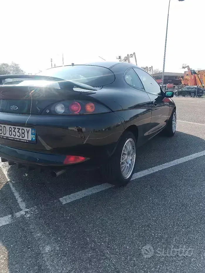 Usata Ford Puma 125 CV (91 kW) 1999 Nero Coupé