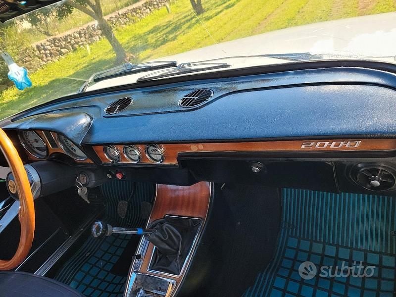 Usata Alfa Romeo 2000 1970 Bianco Berlina