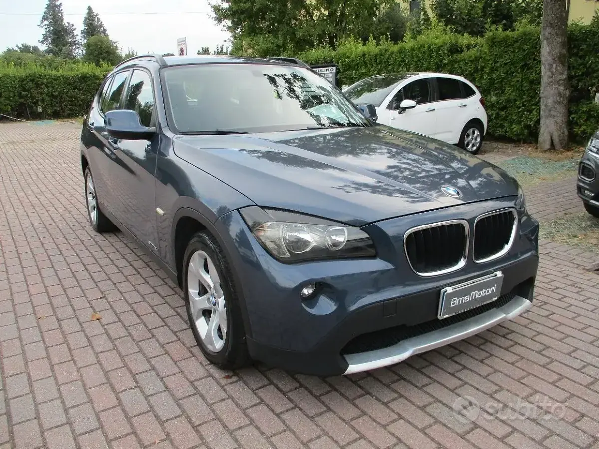 Usata BMW X1 143 CV (105 kW) 2010 Grigio SUV