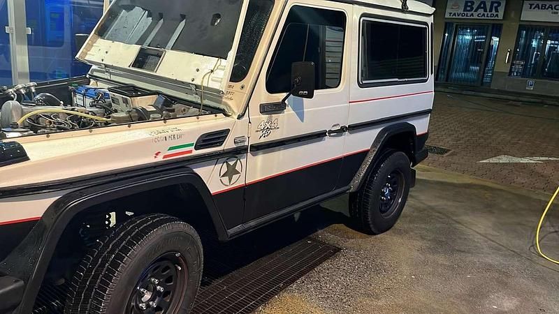 Usata Mercedes G240 72 CV (52 kW) 1986 Bianco SUV