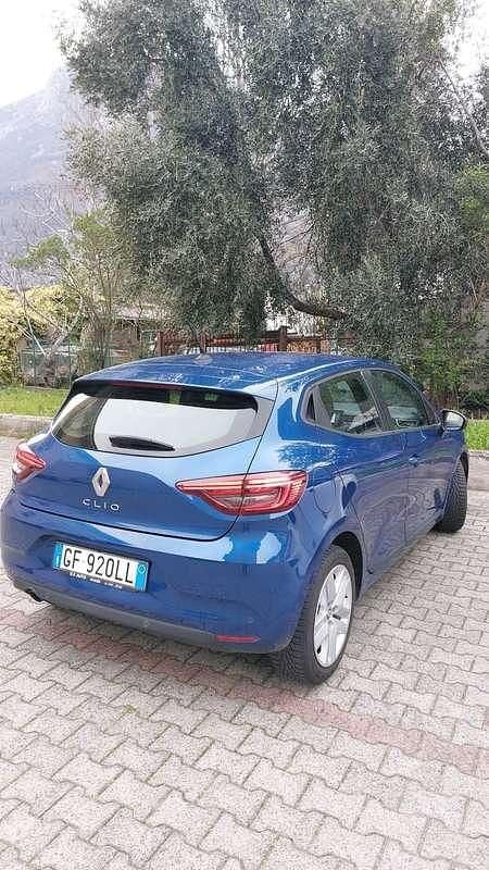 Usata Renault Clio V Business 101 CV (74 kW) 2021 Blu Berlina