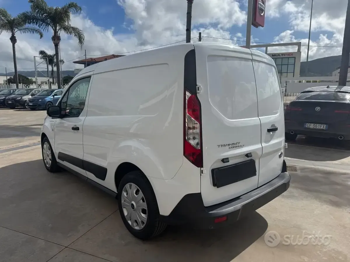 Usata Ford Transit Connect Trend 101 CV (74 kW) 2023 Bianco Monovolume