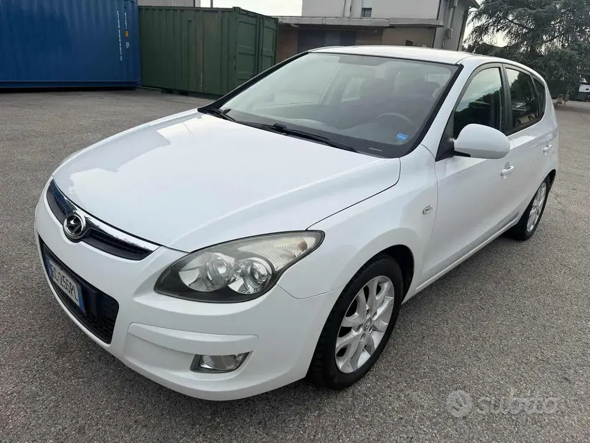 Usata Hyundai i30 Limited 90 CV (66 kW) 2010 Berlina