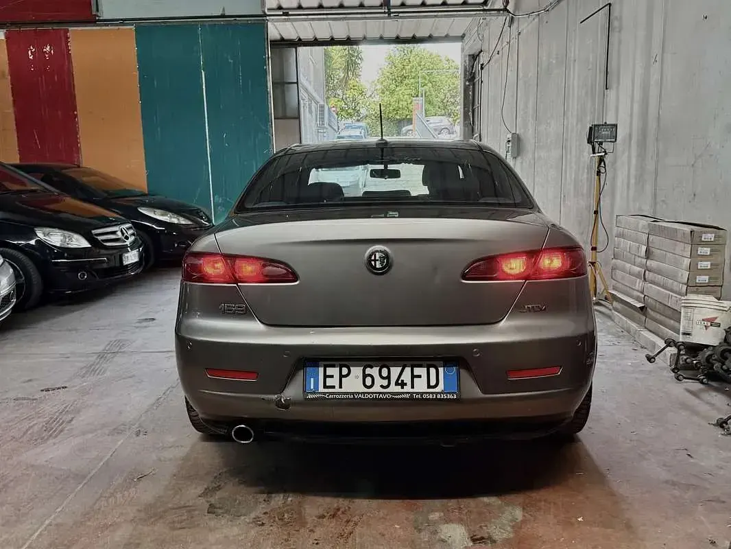Usata Alfa Romeo 159 Super 136 CV (100 kW) 2012 Berlina