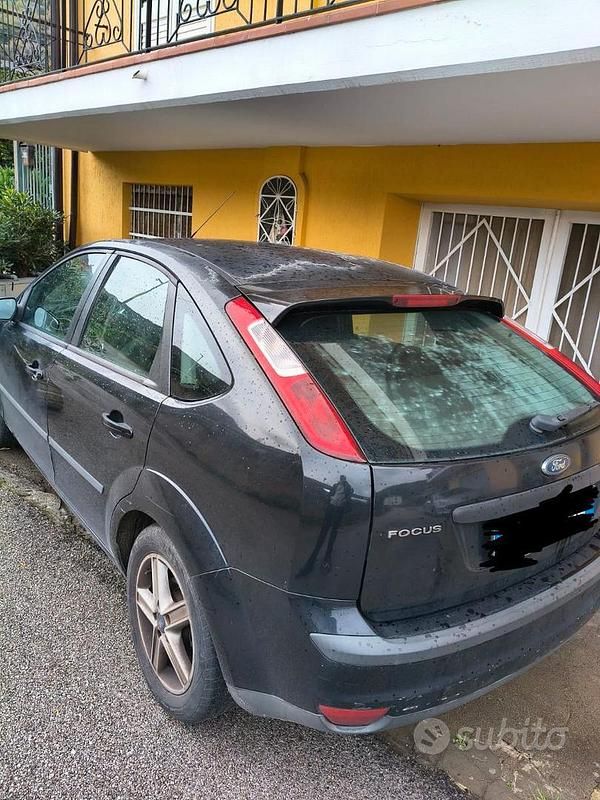 Usata Ford Focus 90 CV (66 kW) 2007 Nero Berlina