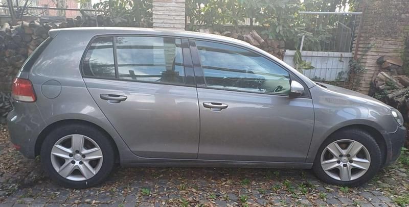 Usata VW Golf VI Trendline 102 CV (75 kW) 2009 Grigio Utilitaria