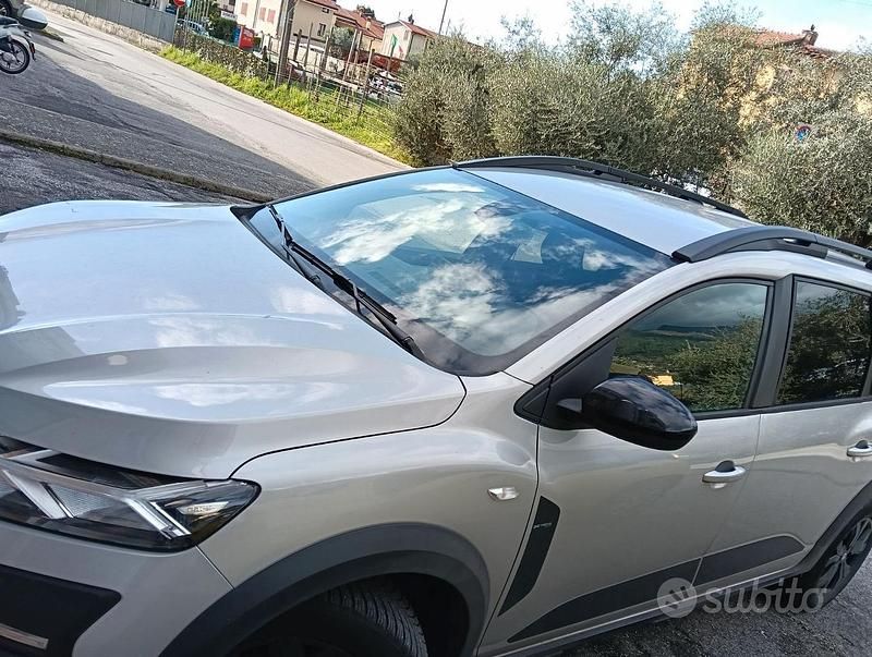 Usata Dacia Jogger 2022 Grigio Monovolume