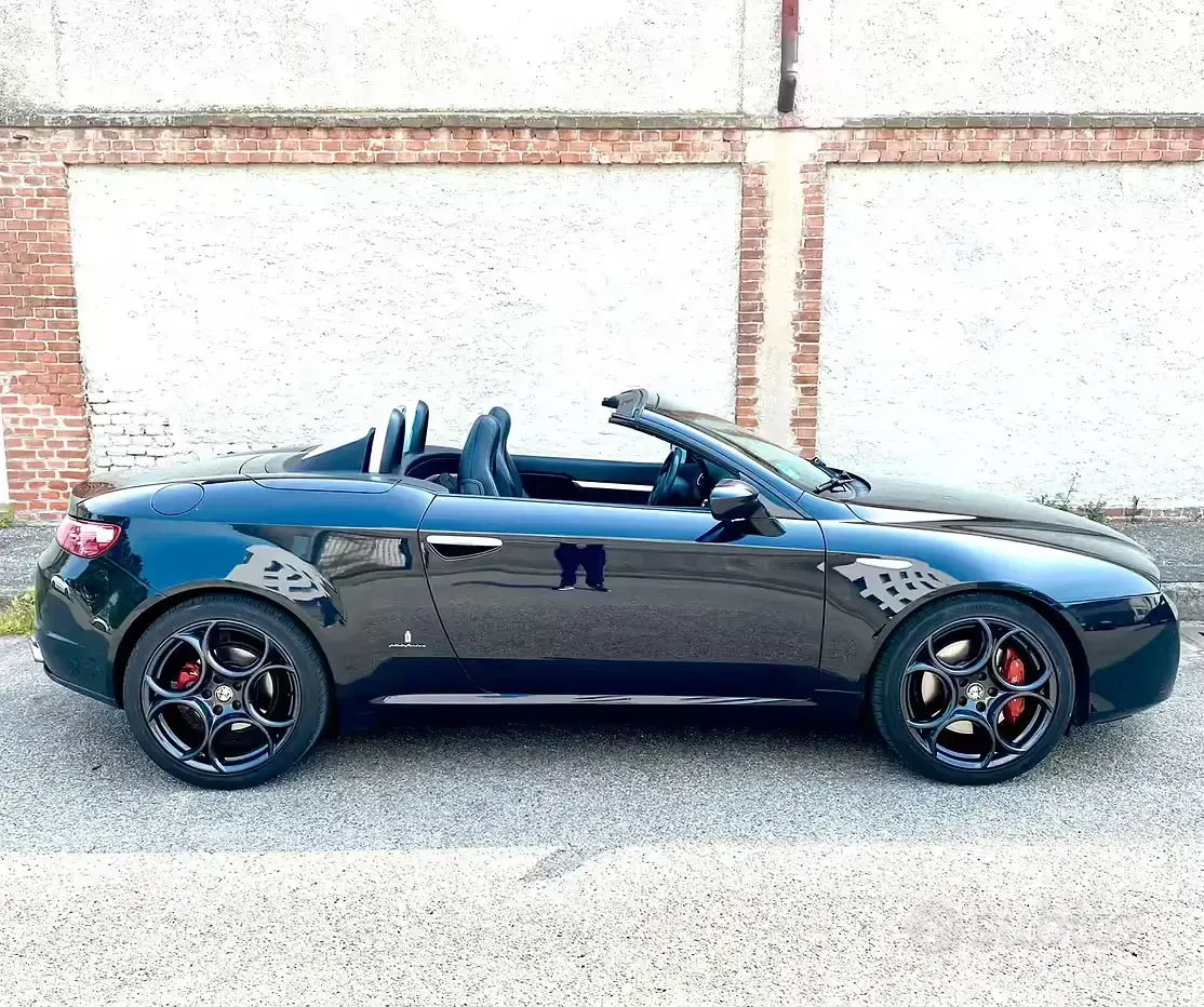 Usata Alfa Romeo Spider 200 CV (147 kW) 2010 Nero Cabrio