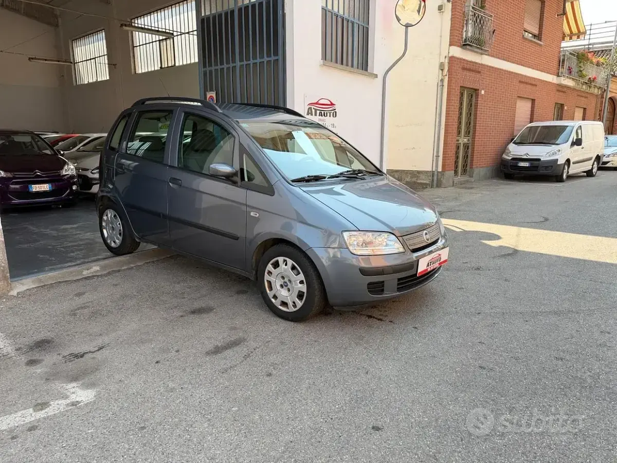 Usata Fiat Idea Dynamic 77 CV (56 kW) 2006 Monovolume