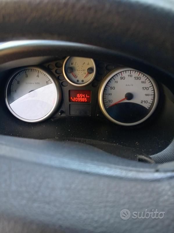 Usata Peugeot 206+ 60 CV (44 kW) 2010 Utilitaria