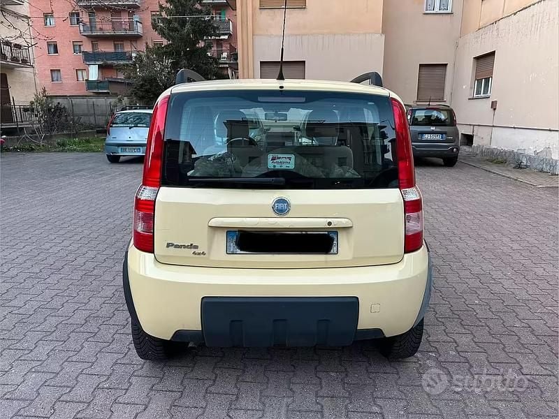 Usata Fiat Panda 4x4 2007 Giallo Utilitaria