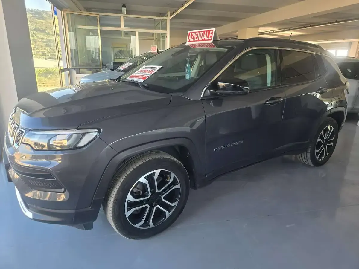 Usata Jeep Compass Limited 131 CV (96 kW) 2023 Grigio SUV