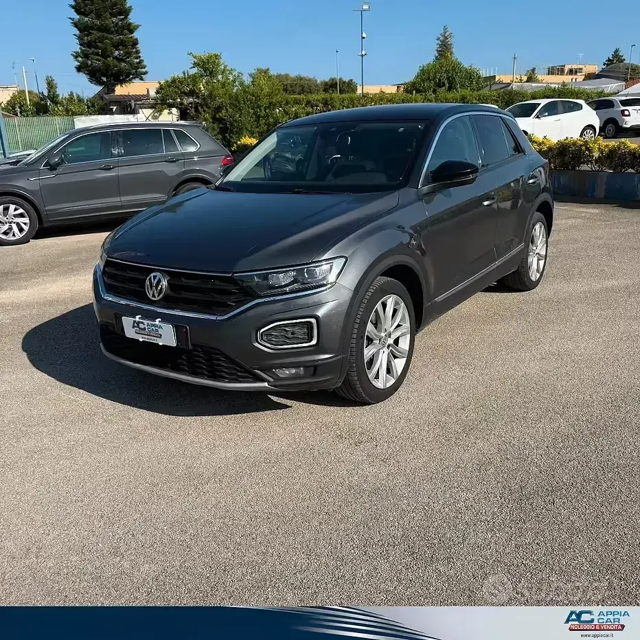 Usata VW T-Roc Advance 150 CV (110 kW) 2018 Grigio SUV