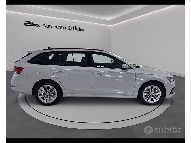 Usata Skoda Octavia Executive 205 CV (150 kW) 2023 Bianco Berlina