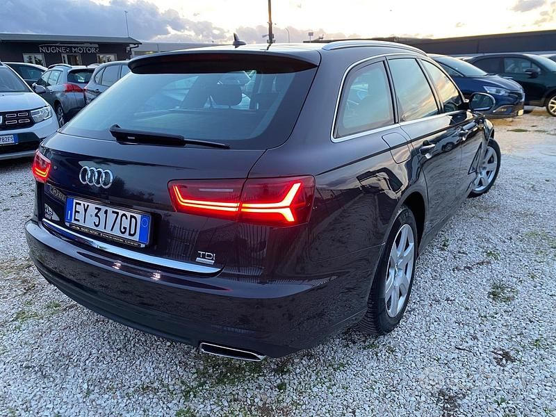 Usata Audi A6 Business Plus 190 CV (139 kW) 2015 Grigio Station wagon