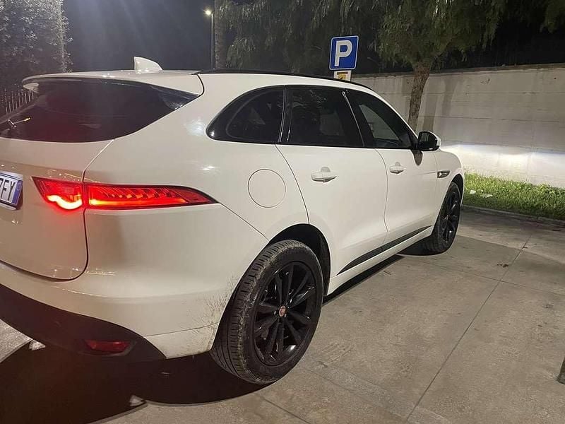 Usata Jaguar F-Pace R-Sport 179 CV (131 kW) 2020 SUV