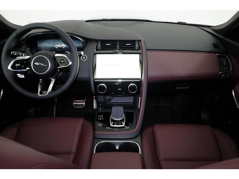 Usata Jaguar E-Pace R-Dynamic 163 CV (119 kW) 2023 Eiger grey SUV
