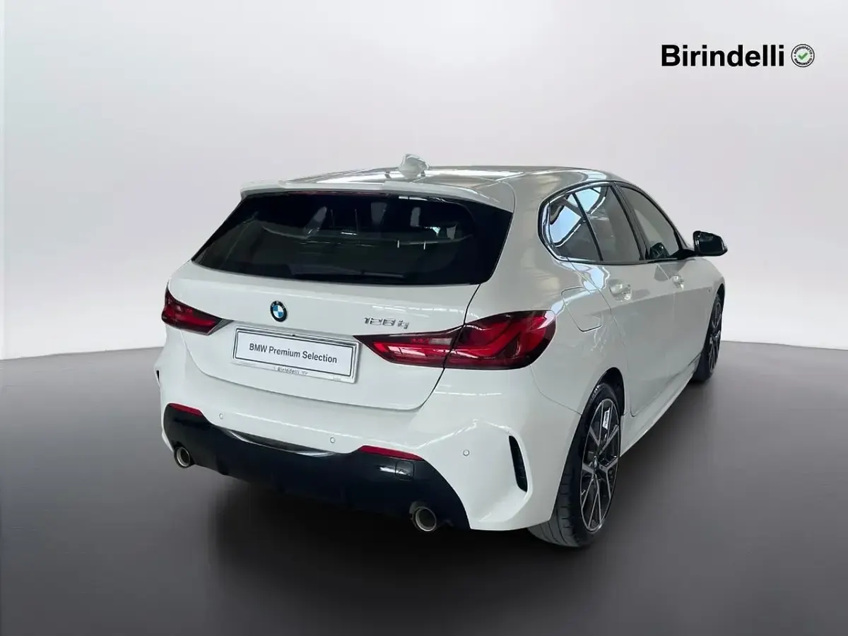 Usata BMW 128 ti M Sport 265 CV (194 kW) 2023 Alpin white pastello Utilitaria