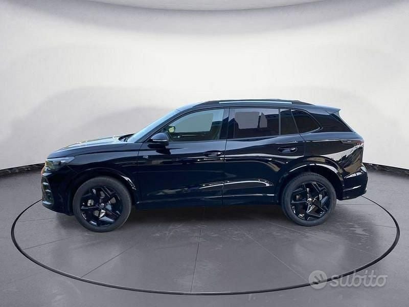 Usata VW Tiguan R-line 193 CV (141 kW) 2025 Nero SUV