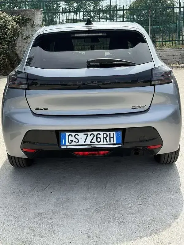 Usata Peugeot 208 Active 101 CV (74 kW) 2024 Utilitaria