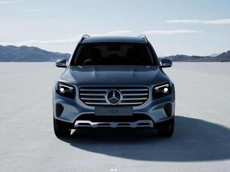 Nuova Mercedes GLB200 Advanced 150 CV (110 kW) 2026 Argento SUV
