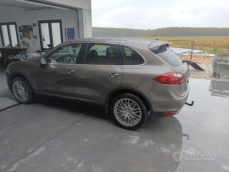Usata Porsche Cayenne 245 CV (180 kW) 2012 SUV
