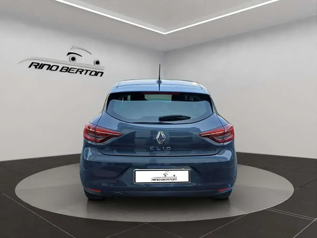 Usata Renault Clio V Business 90 CV (66 kW) 2022 Other Berlina