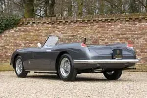Usata Ferrari 250 240 CV (176 kW) 1959 Grigio Cabrio