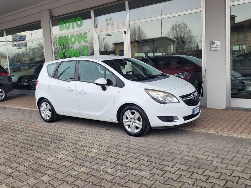 Usata Opel Meriva 101 CV (74 kW) 2015 Bianco Monovolume