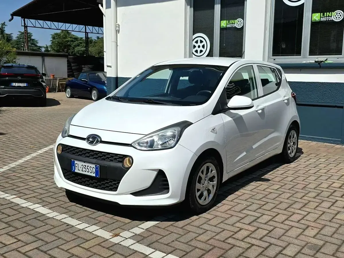 Usata Hyundai i10 Classic 67 CV (49 kW) 2017 Bianco Utilitaria