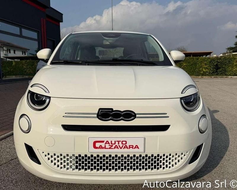 Nuova Fiat 500 65 CV (47 kW) 2026 Bianco gelato Berlina