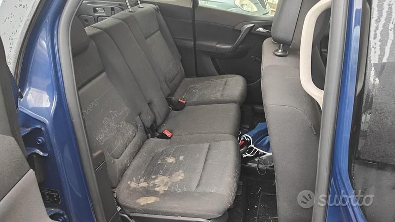 Blu Usata 2012 Opel Meriva Monovolume | 5000 € (Buon prezzo) - Immagine 1/4