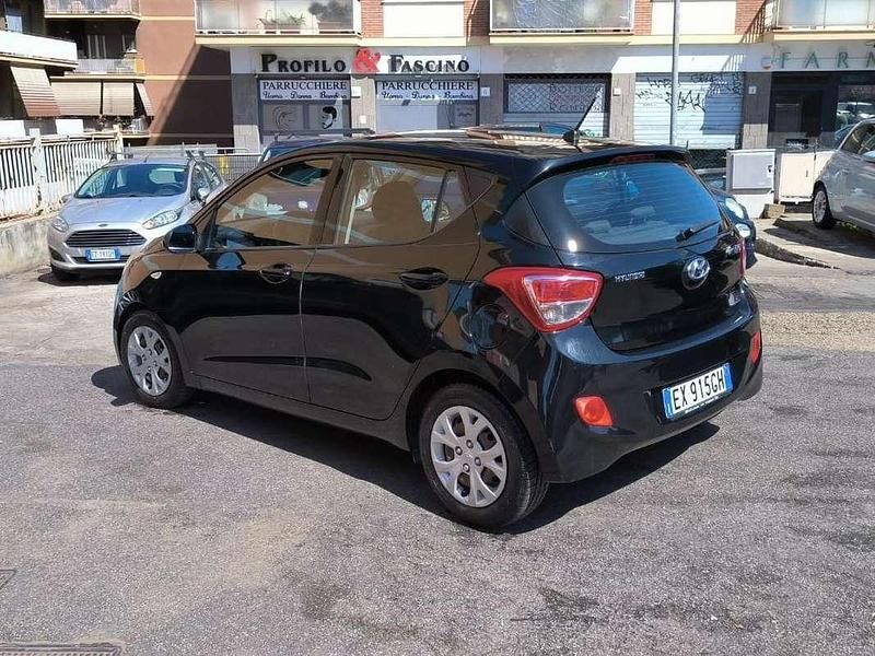Usata Hyundai i10 Style 67 CV (49 kW) 2014 Nero Utilitaria