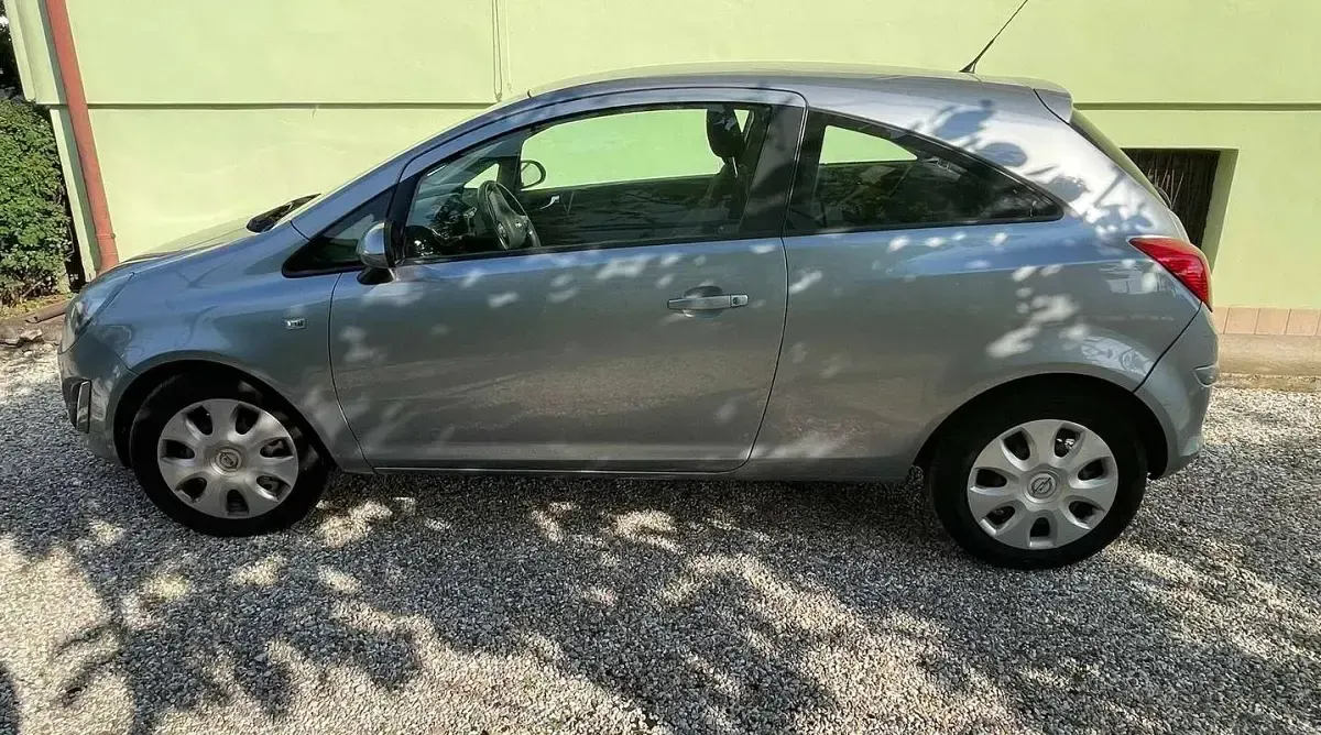 Usata Opel Corsa 86 CV (63 kW) 2014 Grigio Utilitaria