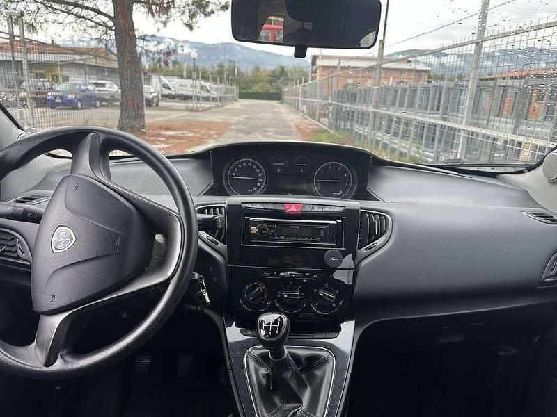 Usata Lancia Ypsilon Silver 95 CV (69 kW) 2017 Utilitaria