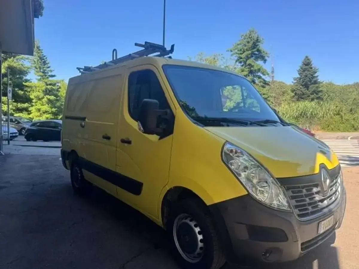 Usata Renault Master 131 CV (96 kW) 2019 Giallo Furgone