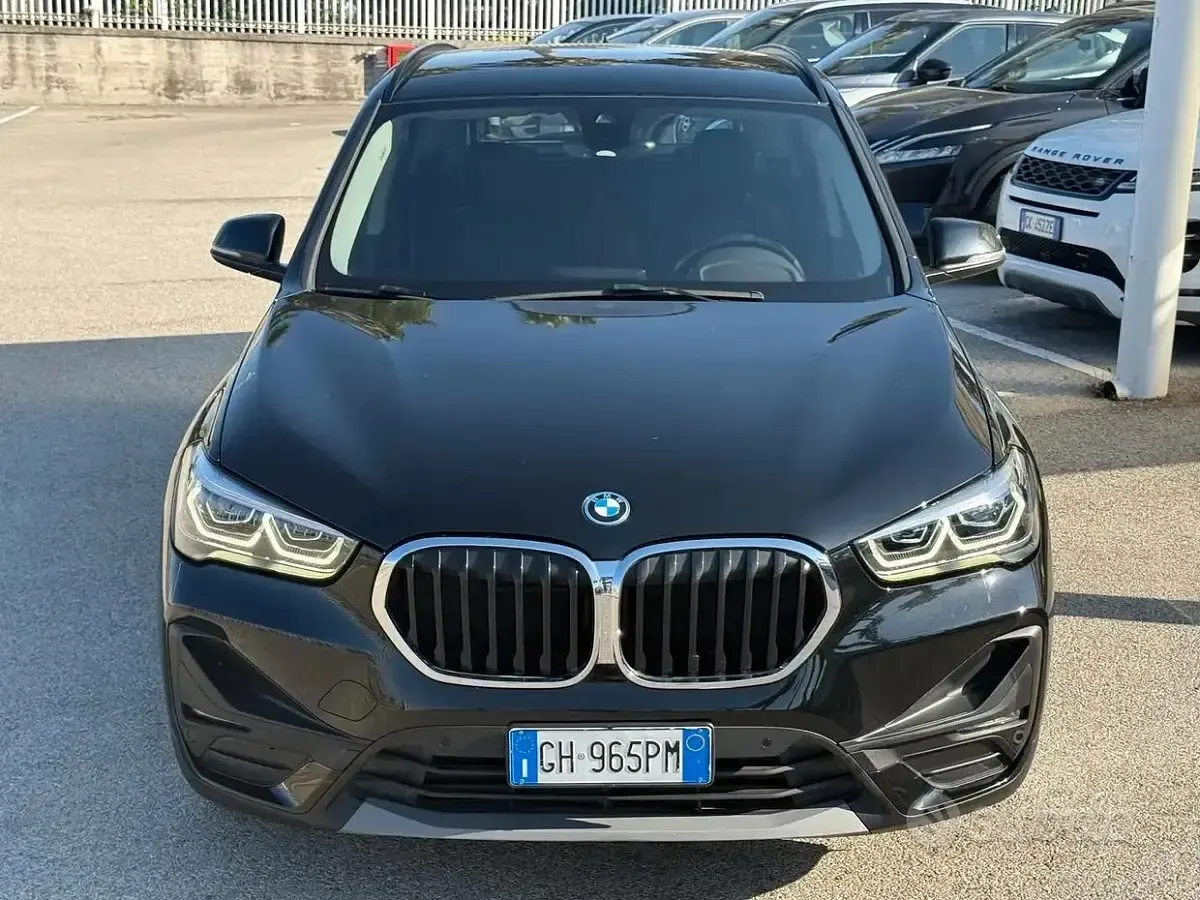 Usata BMW X1 Advantage 125 CV (91 kW) 2021 Nero SUV