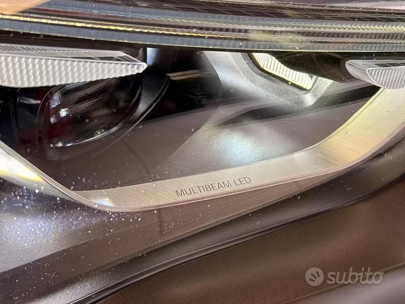 Usata Mercedes GLA200 AMG line 150 CV (110 kW) 2023 Grigio SUV