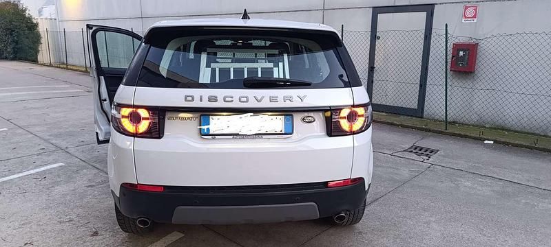 Usata Land Rover Discovery Sport Pure 150 CV (110 kW) 2017 Bianco SUV
