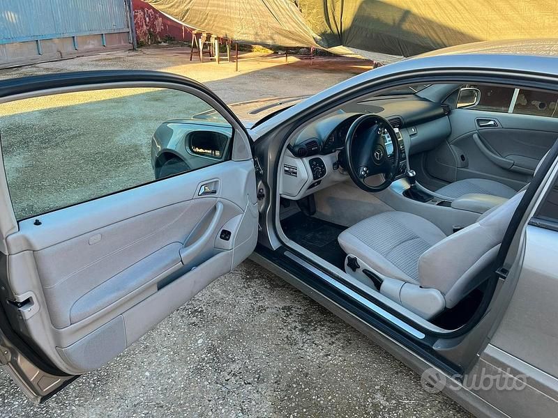 Usata Mercedes C180 2008 Grigio Coupé